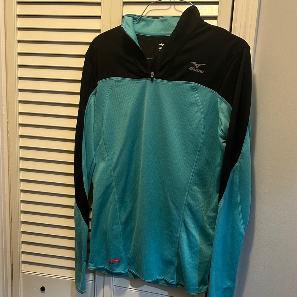 Mizuno Black and Aqua Quarter Zip Top